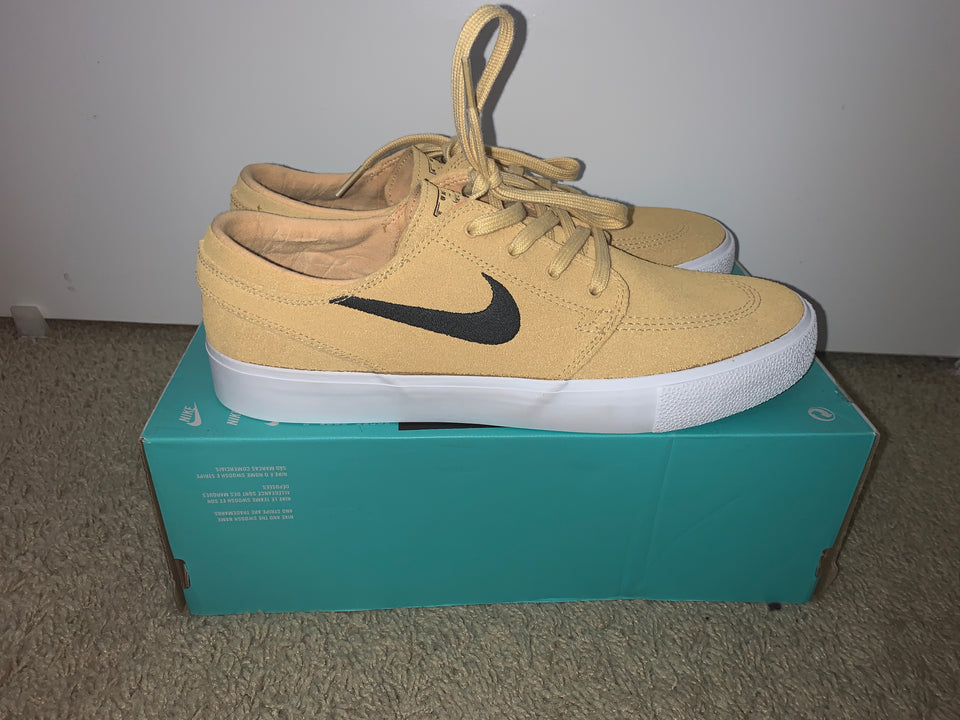 Nike SB Zoom Janoski RM