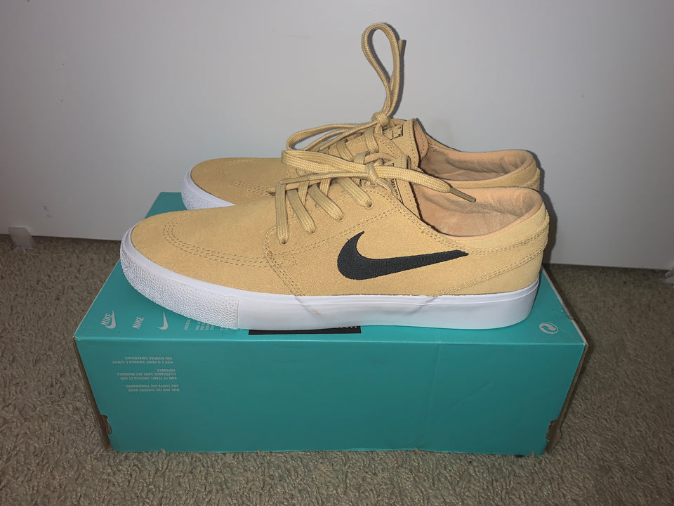 Nike SB Zoom Janoski RM